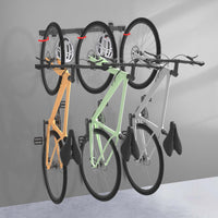 Portabici da muro per 3 biciclette e 2 caschi, 82,4 x 18 x 13,6 cm, max 95 kg, portabici da parete universale, facile installazione, supporto con 3 ganci appendi bici in acciaio
