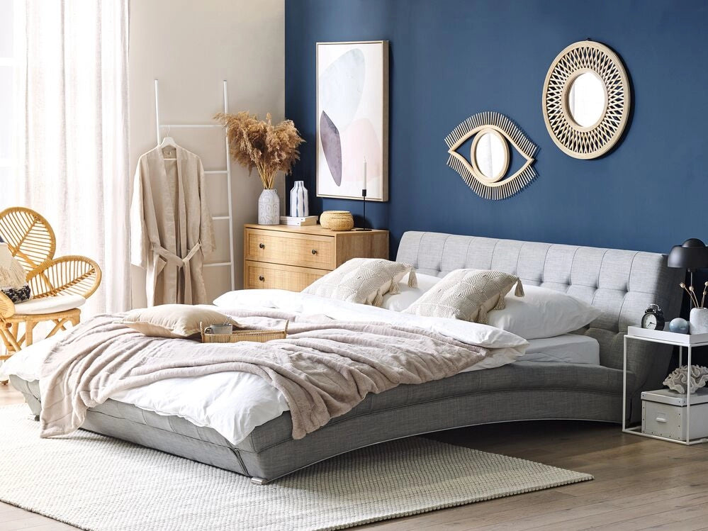 Letto in tessuto grigio 160 x 200 cm telaio ad arco con base a doghe testiera capitonné