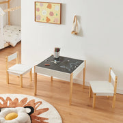 Set Mobili Smedjebacken per Cameretta Tavolo con Lavagne Rimovibili e 2 Sedie - Bianco / Naturale [en.casa]