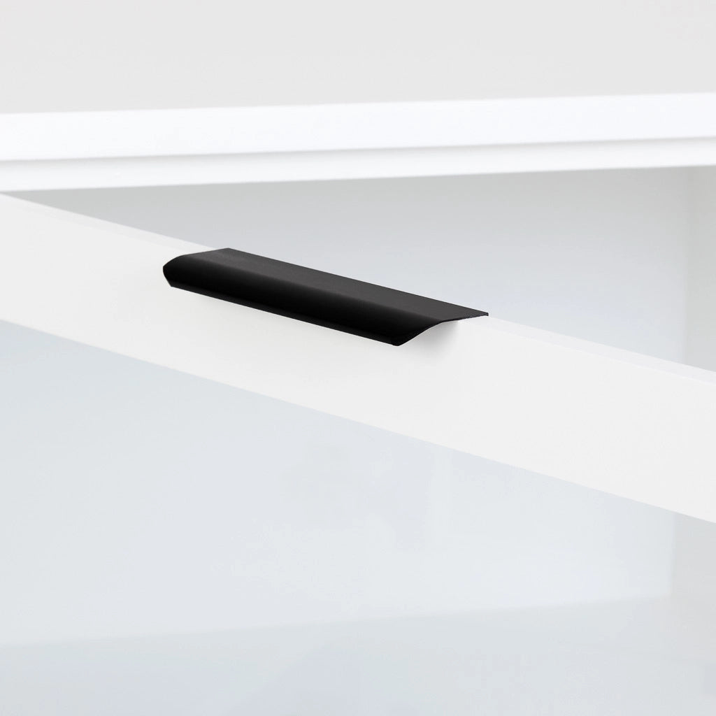 Credenza in legno bianco con 3 ante e 3 cassetti 180x42x114h cm