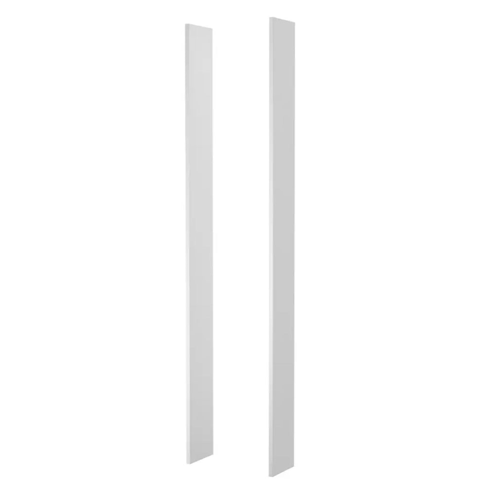 Cabina armadio completa collezione MODULO colore bianco con LED, pannelli di finitura e pacchetti di ripiani inclusi.