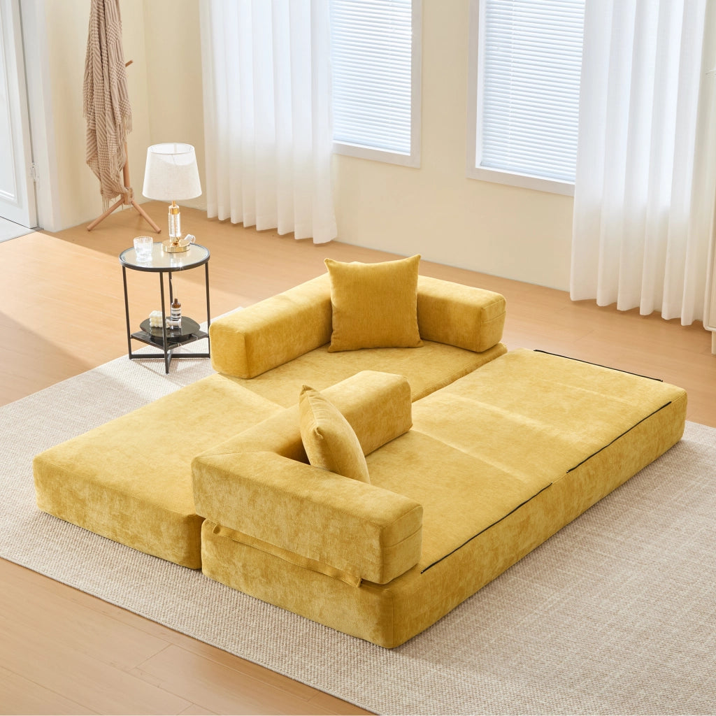 Divano modulare in chenille color senape con tasche laterali, base antiscivolo e imbottitura in schiuma