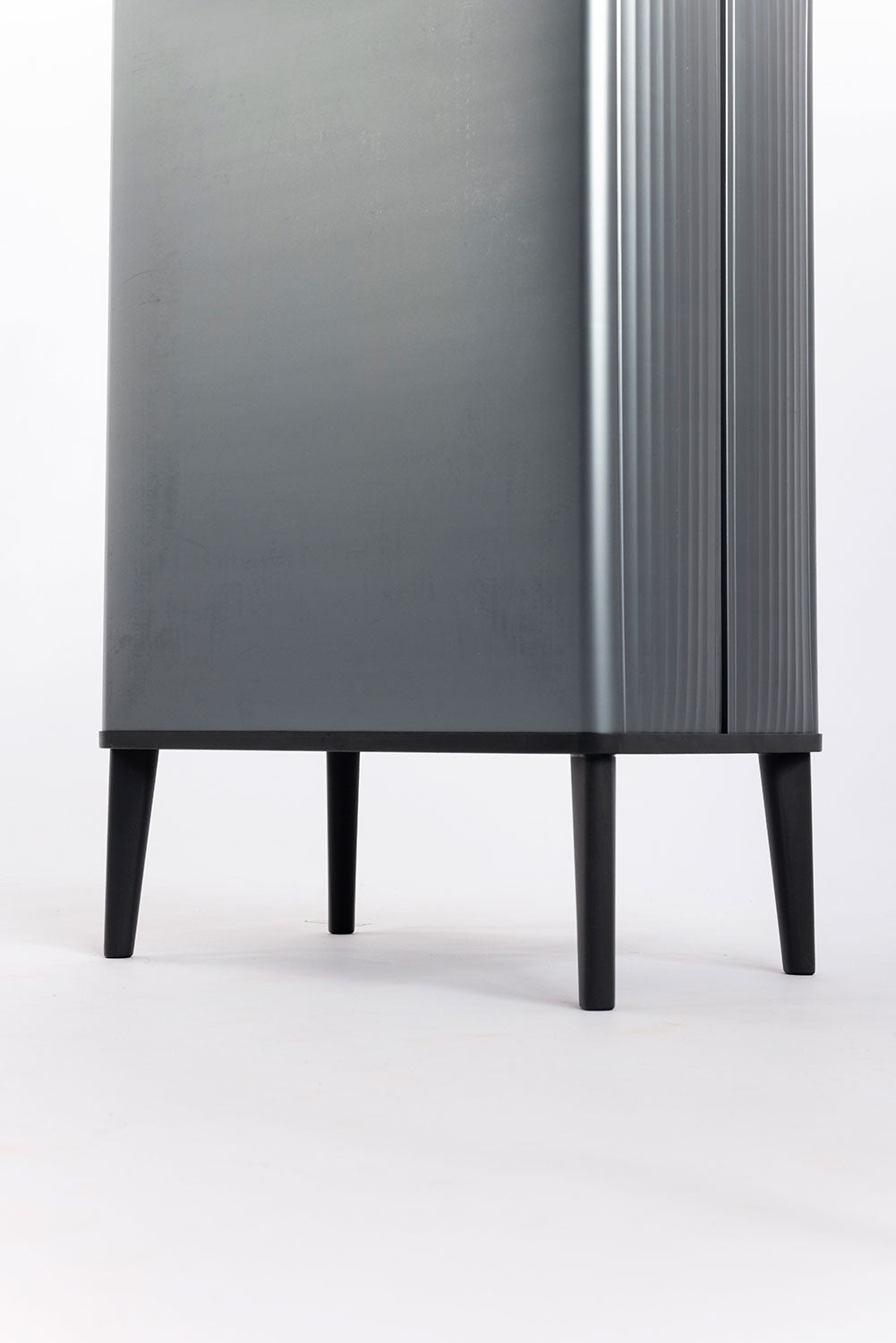 Pattumiera Alta 54L Keter Verto High 43,5x26,5x68,7 cm in Plastica Grigio Perla