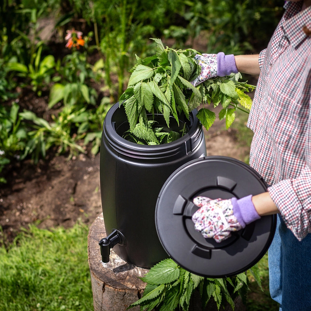 Compostiera da giardino KADAX da 25 litri, contenitore per fertilizzanti domestici utilizzabile tutto l'anno con rubinetto, robusta.