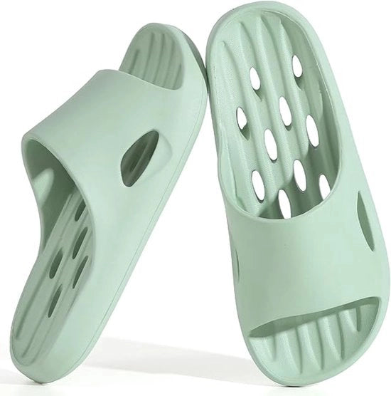 Doucheschoenen per uomo con fori per la rapida asciugatura, zoccoli antiscivolo per donna per uso interno, casa, camera da letto, piscina, spa, appartamento per ospiti, stanza dello studente (38-39 EU)