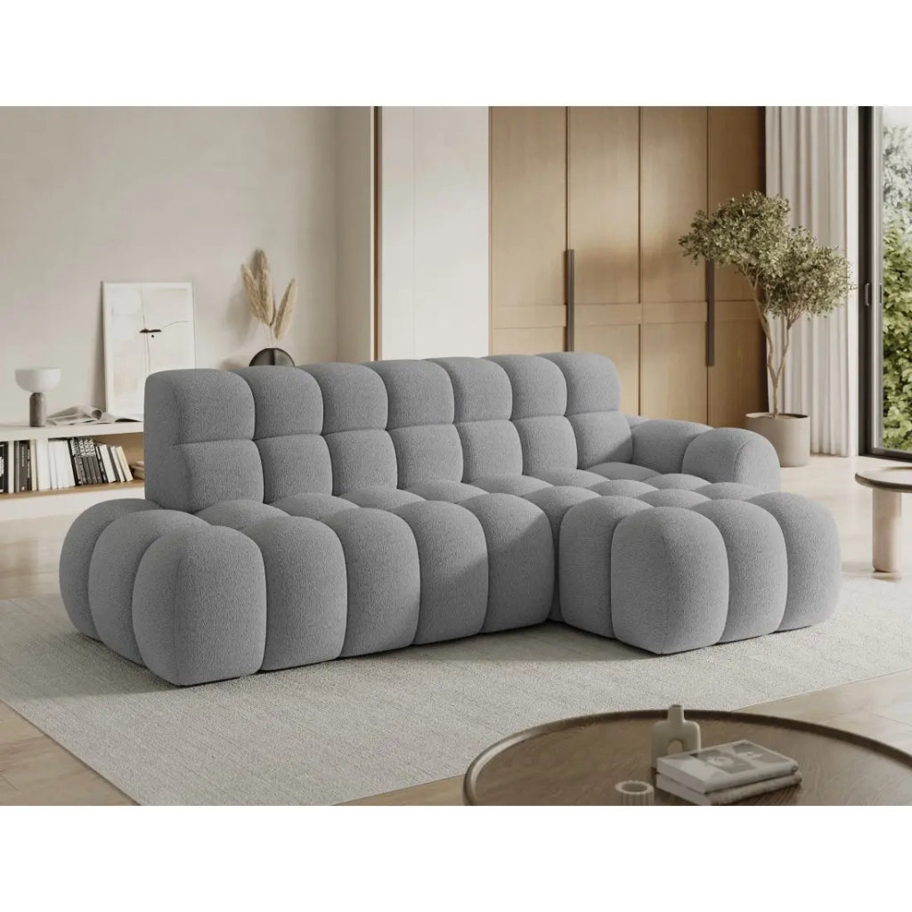Divano ad angolo trasformabile BULLA 3 posti grigio – tessuto bouclé con estensione del sedile elettrica
