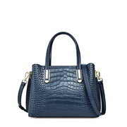 Borsa a tracolla da donna in vera pelle, colore blu.
