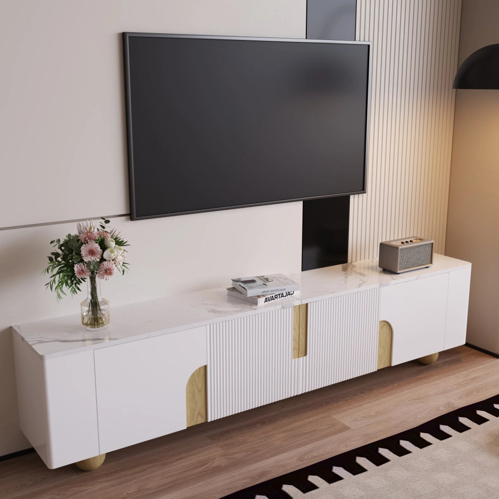 Mobile TV 180x40x44 cm con 4 ante e superficie effetto marmo in MDF e pannello di particelle bianco; naturale