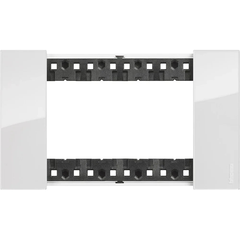 Placca Bticino Living Now 4 moduli colore ghiaccio KA4804DW