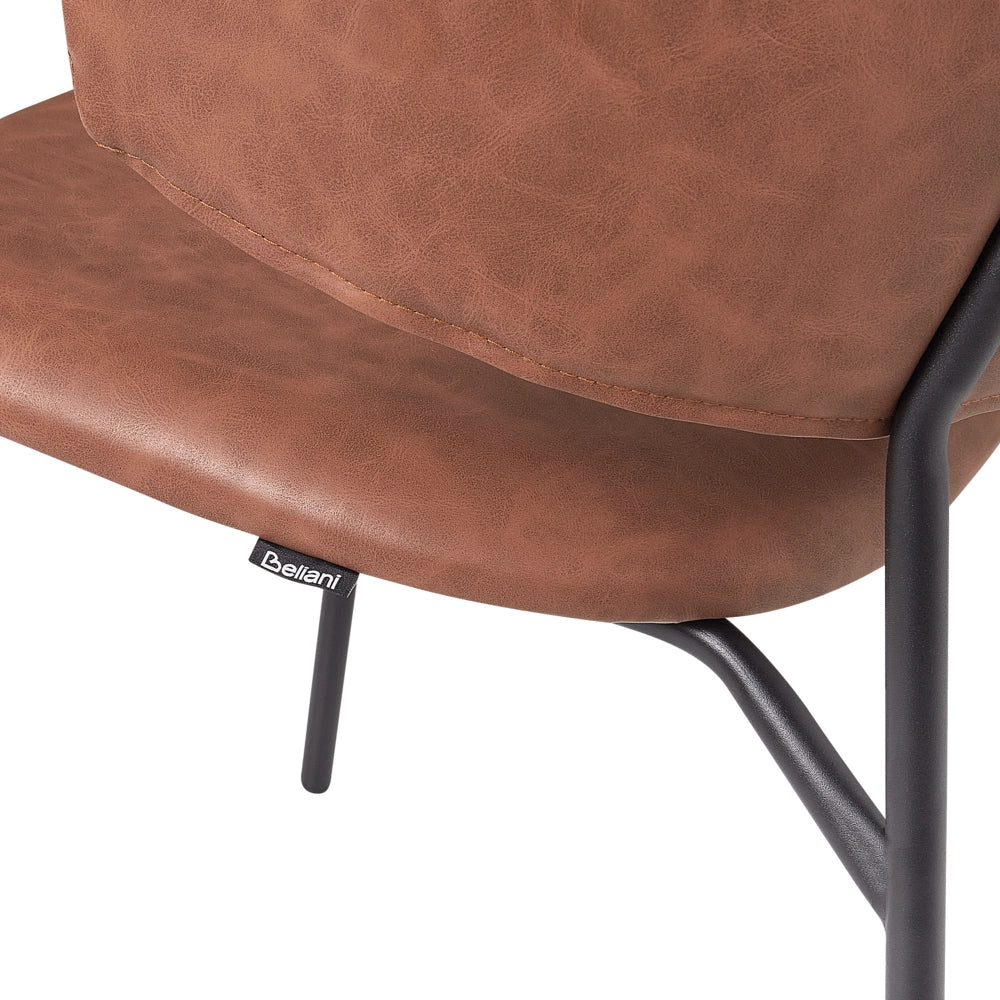 Set di 2 sedie da pranzo Rivestimento in ecopelle marrone Gambe in metallo nero Schienale curvo senza braccioli Design moderno e contemporaneo