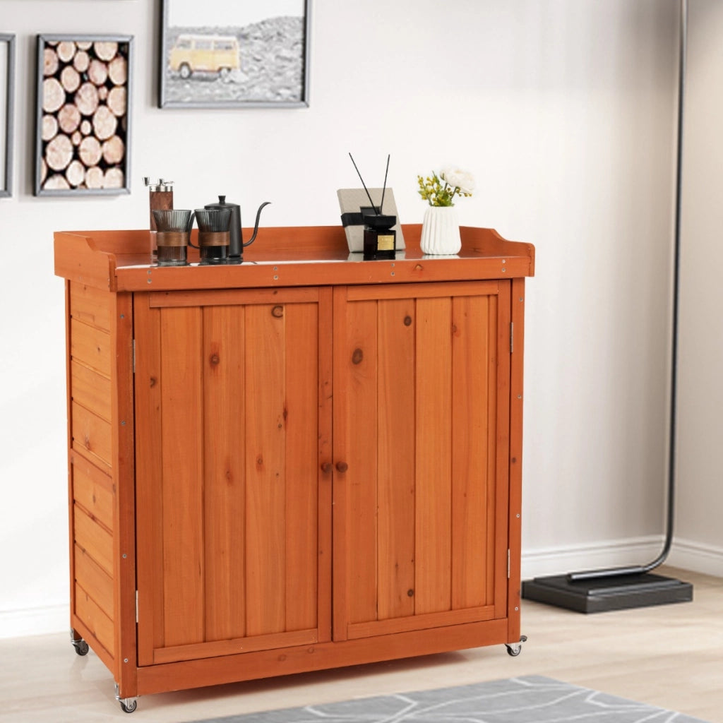 Armadio di stoccaggio in legno con ripiano rimovibile e 4 ruote universali, Casetta da giardino Naturale-Casette da giardino