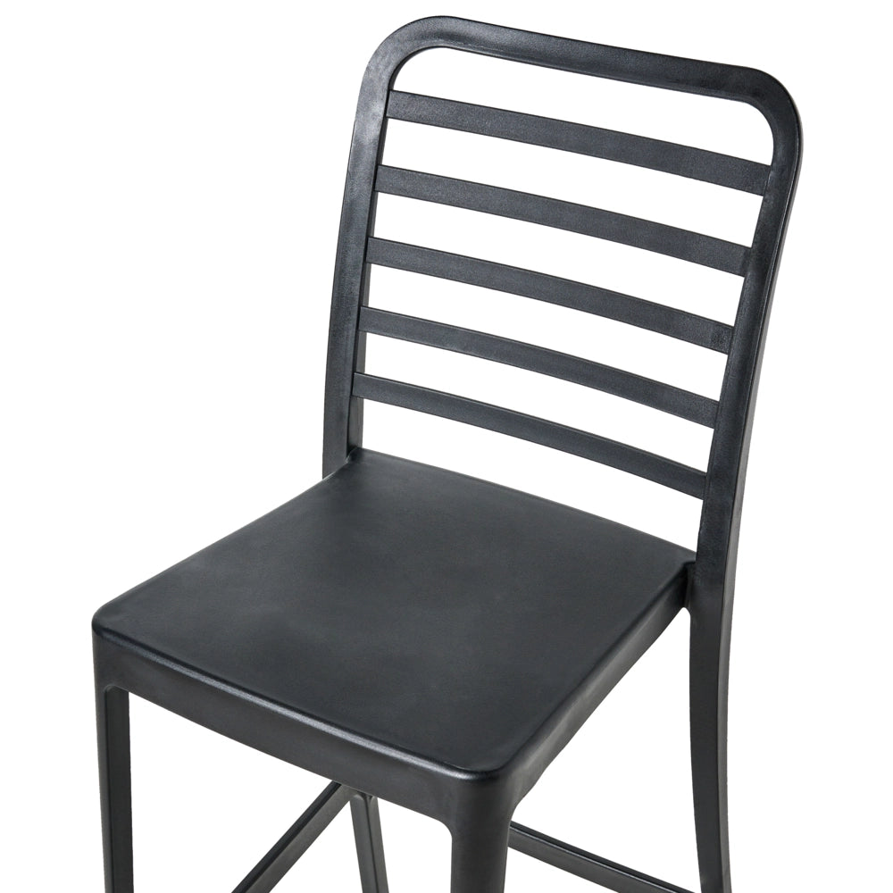 Set di 4 sedie da bar per sala da pranzo Seduta in PP nero Sedie senza braccioli impilabili per interni ed esterni