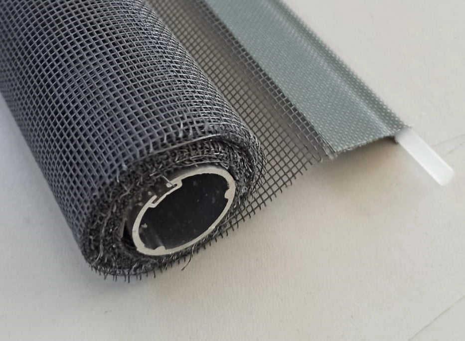 Rete zanzariere Verticale ricambio in Kit 120 x 160 universale con tasca e rullo avvolgitore porte e finestre