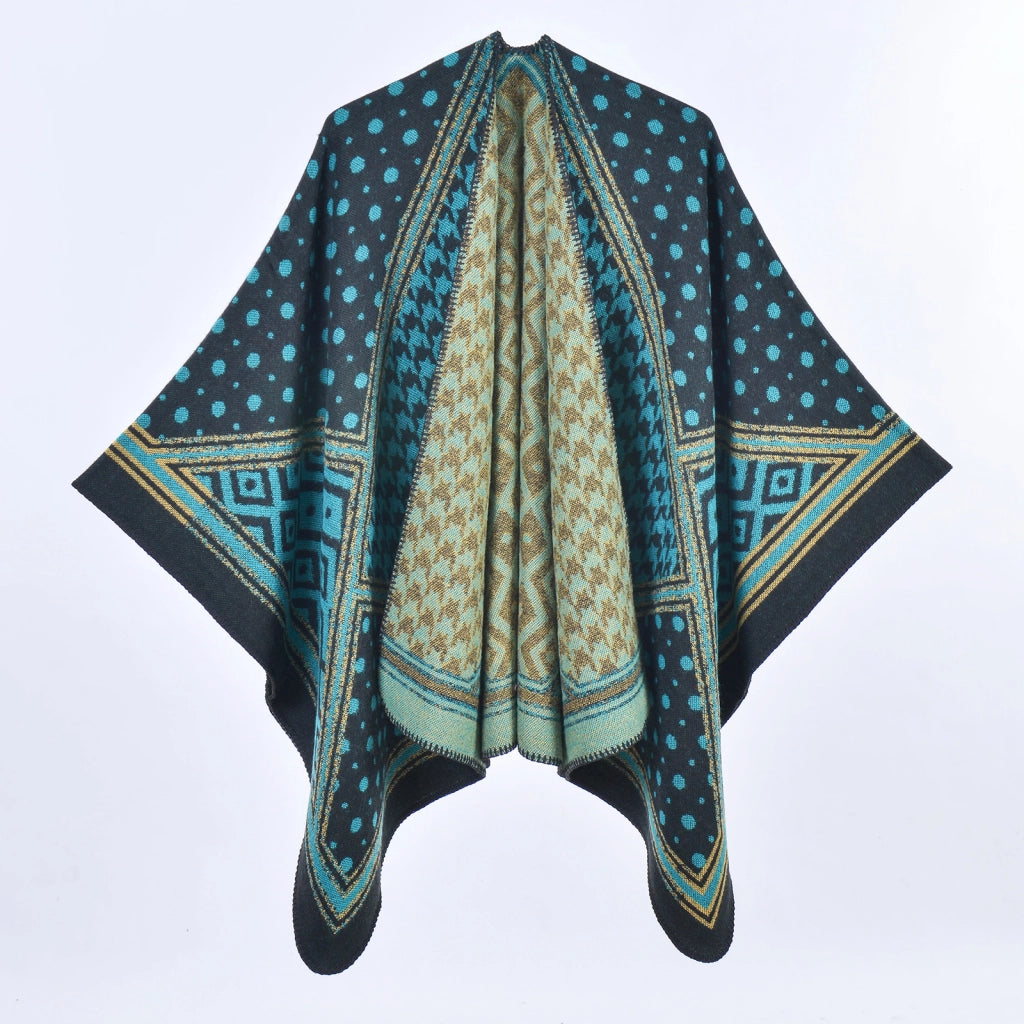 Mantella da donna spessa e calda con spacco, fantasia pied de poule e pois, a blocchi di colore.