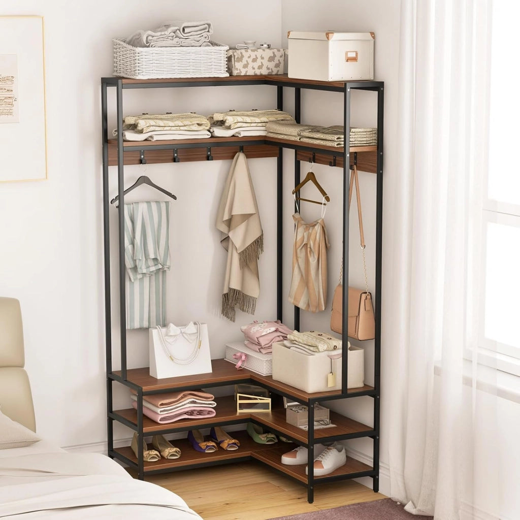 Stand Appendiabiti Angolare, Appendiabiti a Forma L con Ripiani Aperti 7 Ganci e Panca per Scarpe, Struttura in Metallo e Piedini Regolabili, 90x90x178 cm (Marrone)