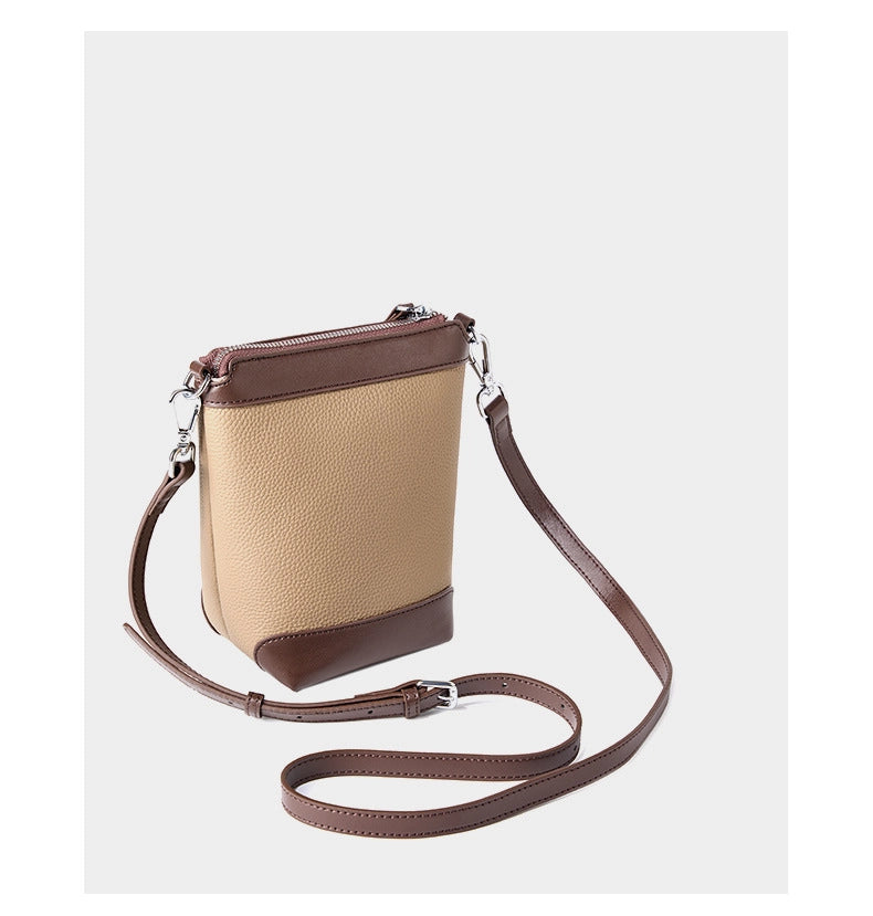 Borsa a mano da donna in vera pelle, modello a tracolla, colore grigio.