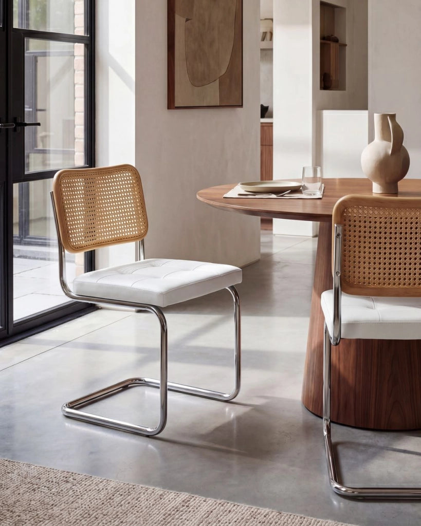 Set di 2 sedie da pranzo in ecopelle bianco con base a sbalzo in metallo stile vintage retrò