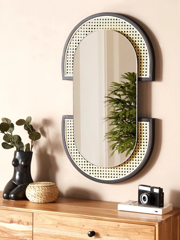Specchio da parete con struttura ovale in rattan e metallo nero 43 x 75 cm corridoio camera da letto soggiorno stile boho