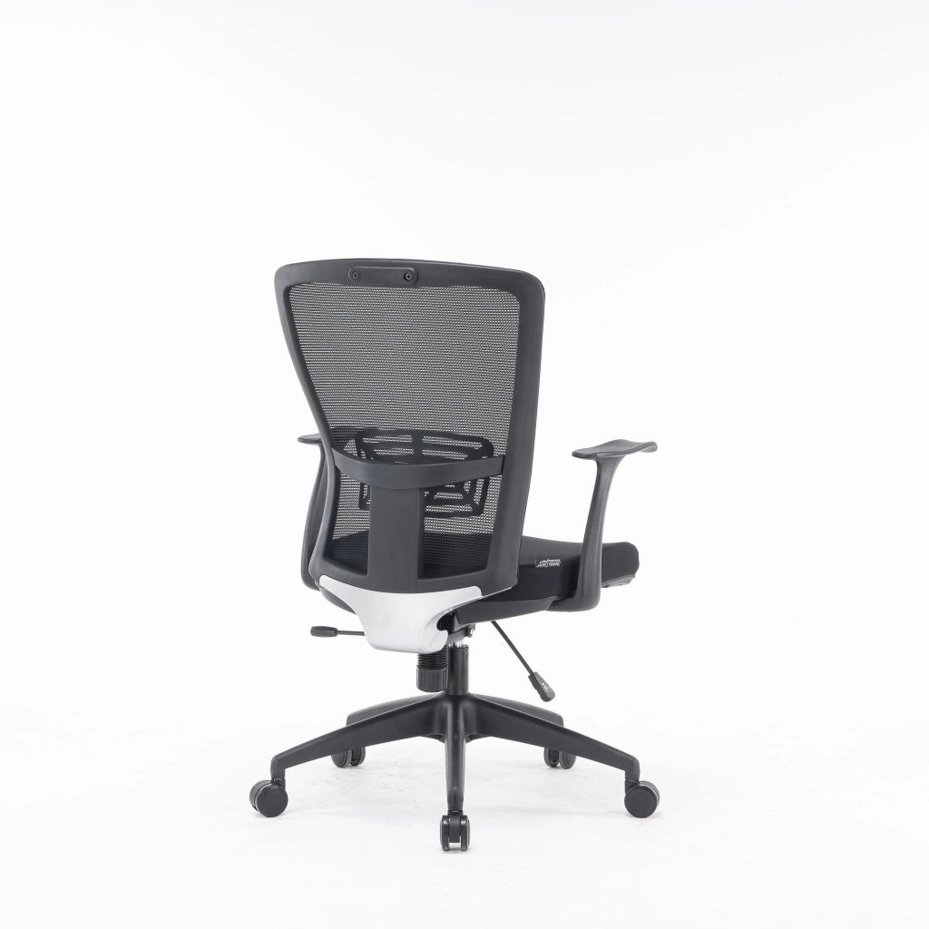 Sedia da ufficio Barzio, Poltrona operativa a rete con braccioli, Seduta ergonomica da ufficio, 60x64h98/108 cm, Nero