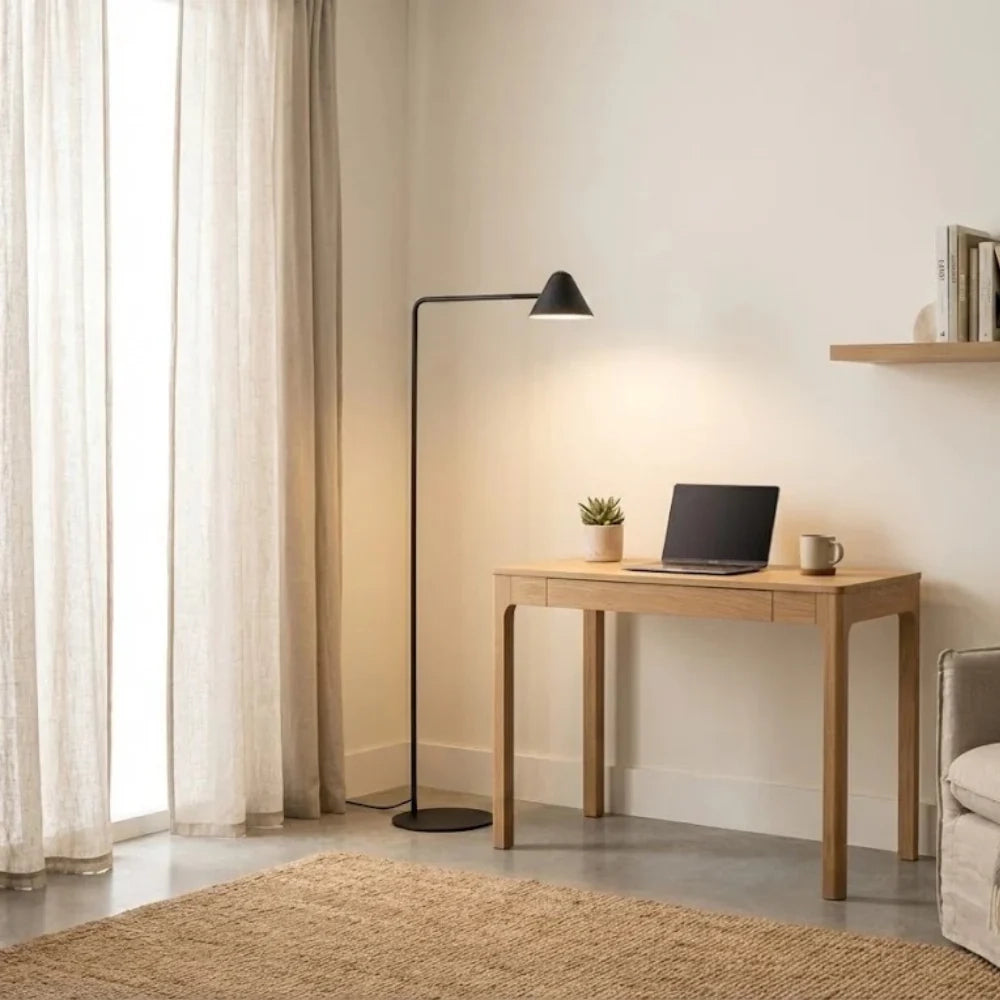 Lampada da terra LED Candela con base in marmo nero opaco | Duzzle