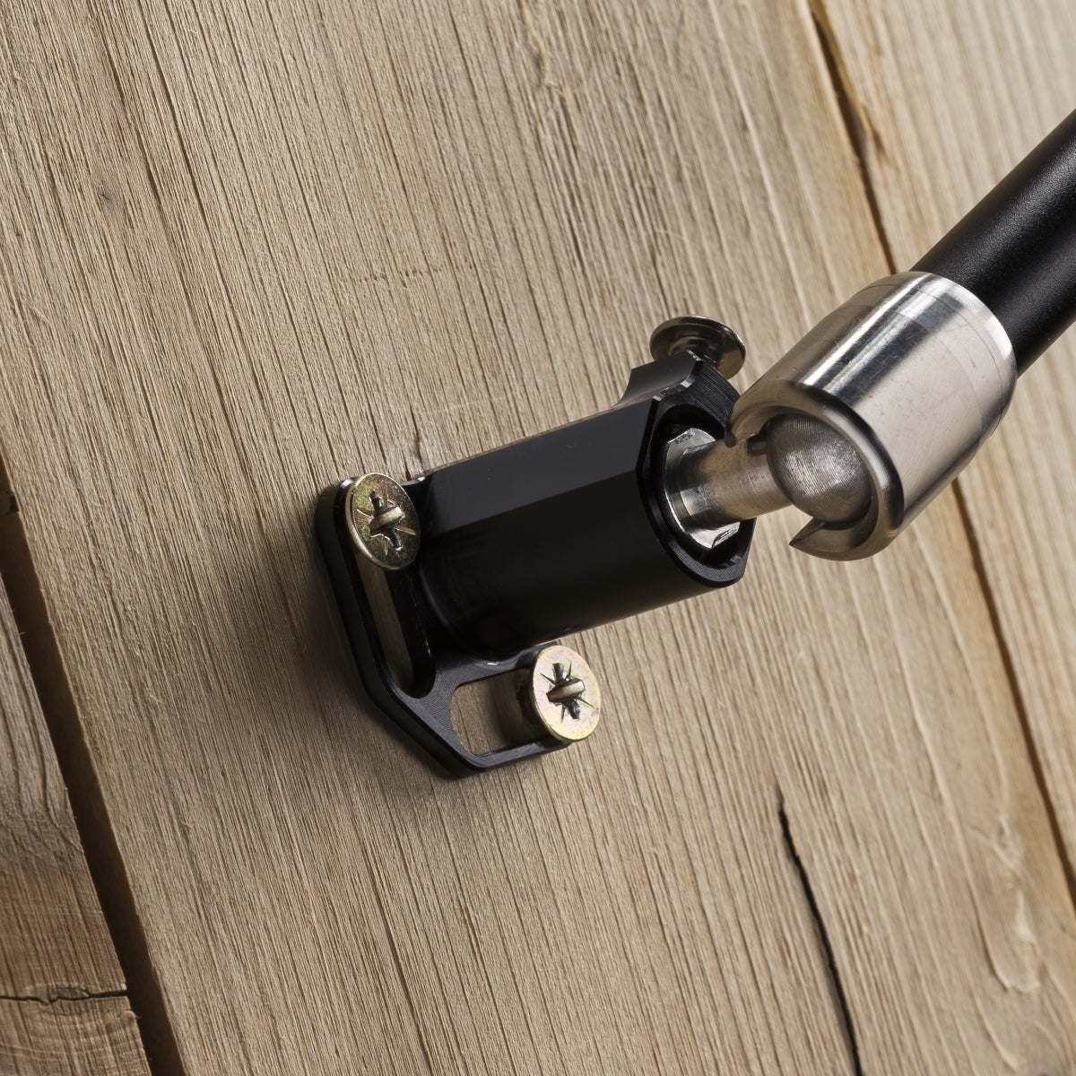 braccio articolato protezione antitorsione