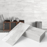 Tegelstickers Acqua-Resistenti Autoadesivi per Bagno e Cucina con Finestra in Stile Marmo Grigio