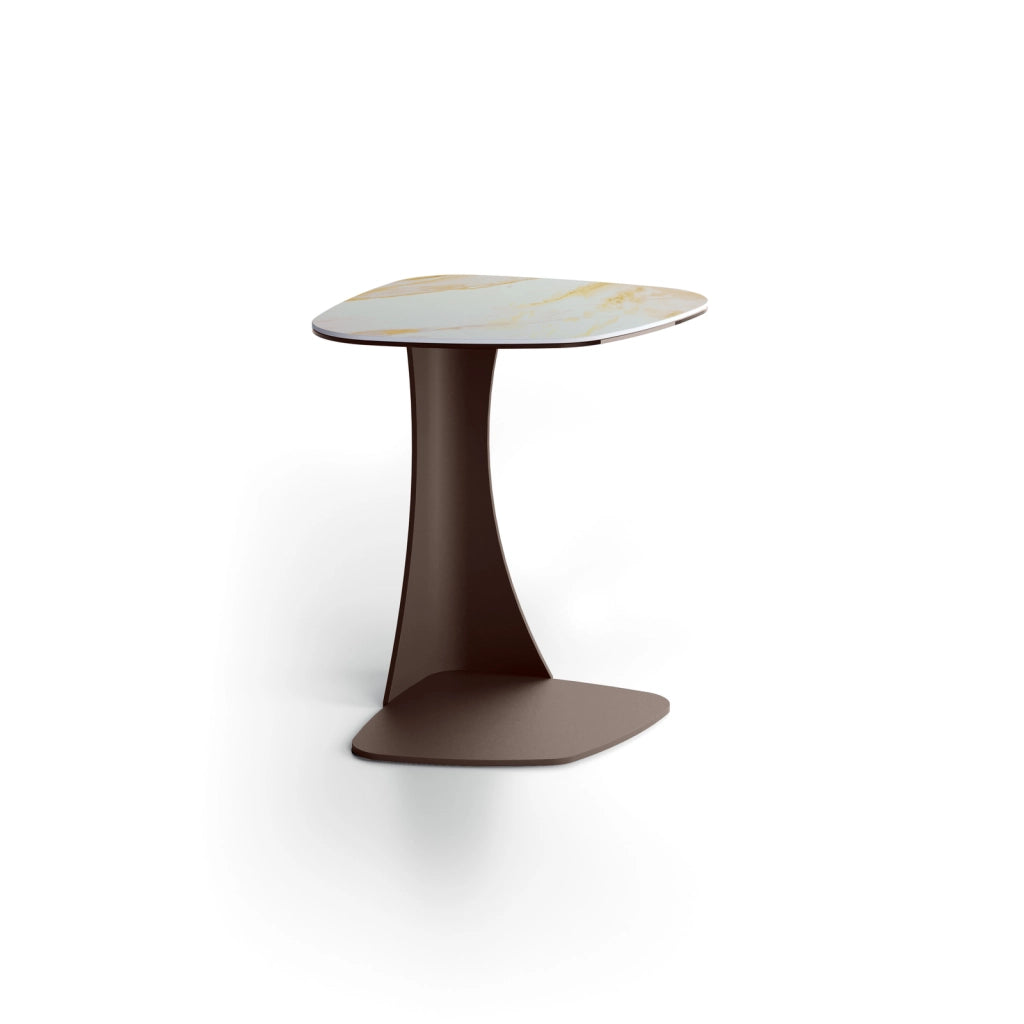Tavolino Menhir - Tavolino con top in ceramica su vetro marmo calacatta oro e struttura in metallo verniciato bronzo - Stones