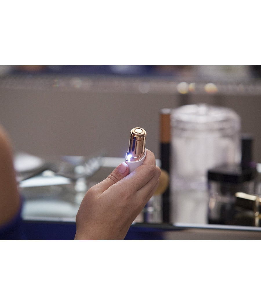 Epilatore Depilatore Rasoio Donna A Forma Di Rossetto A Batteria Con Luce Led         