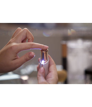 Epilatore Depilatore Rasoio Donna A Forma Di Rossetto A Batteria Con Luce Led         