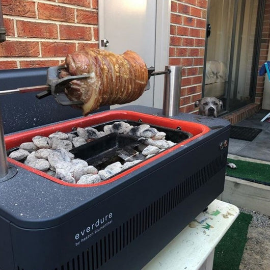 Everdure FUSION™ Griglia a Carbone di Everdure by Heston Blumenthal