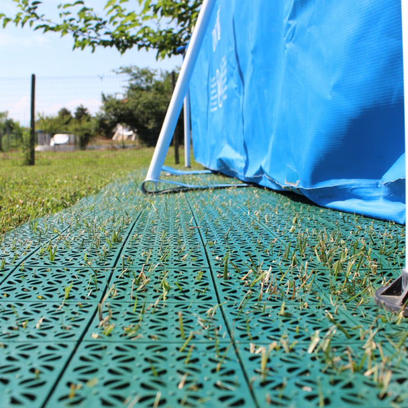 Ezooza MultiFlex – 22 Piastrelle Drenanti Flessibili per Esterni (2 m²), 30x30 cm, Plastica Riciclata, Colore: Verde