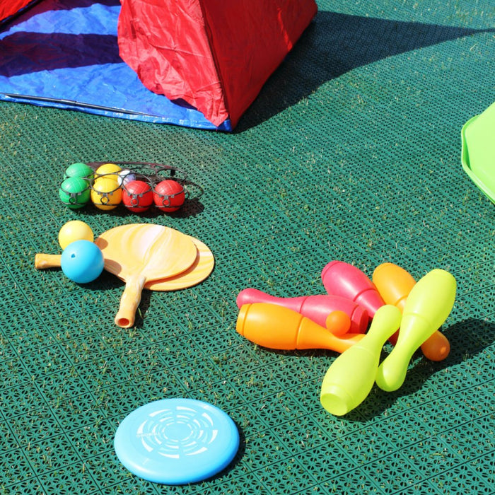 Ezooza MultiFlex – 22 Piastrelle Drenanti Flessibili per Esterni (2 m²), 30x30 cm, Plastica Riciclata, Colore: Verde