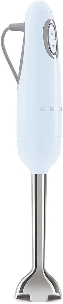 Smeg, frullatore a immersione hbf01pbeu, funzione turbo e sistema di taglio flowblend, con impugnatura antiscivolo, avvolgicavo integrato, accessori non inclusi, potenza 700w, azzurro