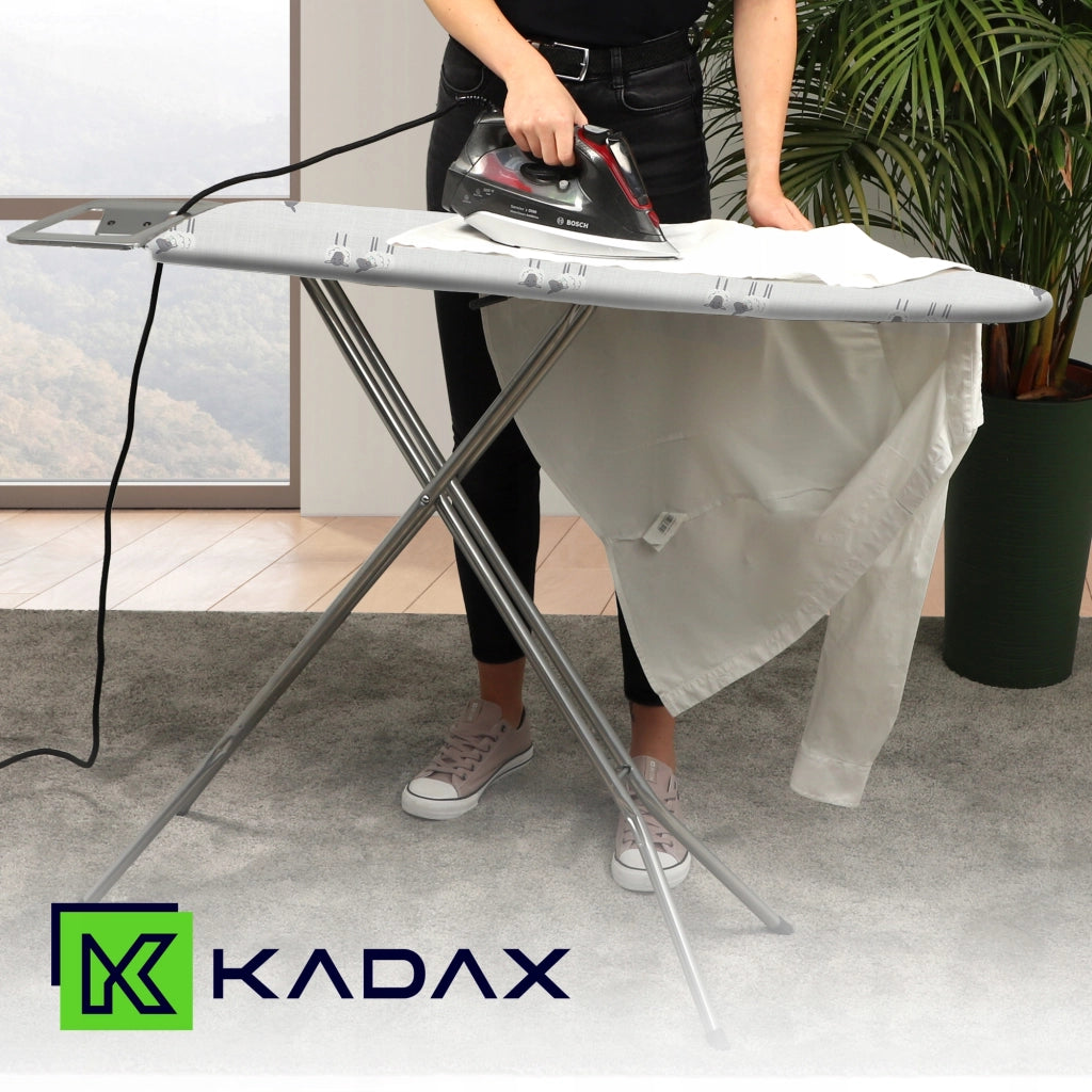 Asse da stiro KADAX 110x30cm pieghevole con supporto per ferro da stiro, piccola e robusta.