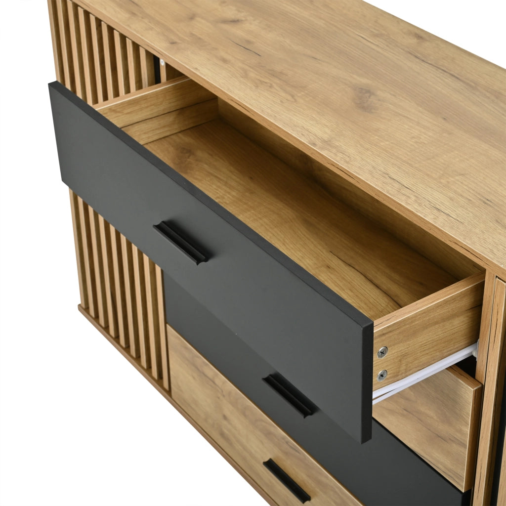 Credenza 140x35x70 cm con 4 cassetti e ripiani regolabili in MDF nero e naturale