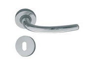 1paio maniglia vega con rosetta in zama finitura ottone cromo satinato cod:ferx.fer214421