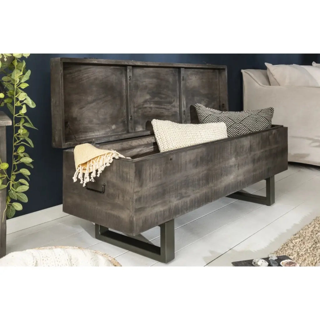 Tavolino basso o panca contenitore MERAX 115 cm grigio in legno massiccio e metallo stile industriale