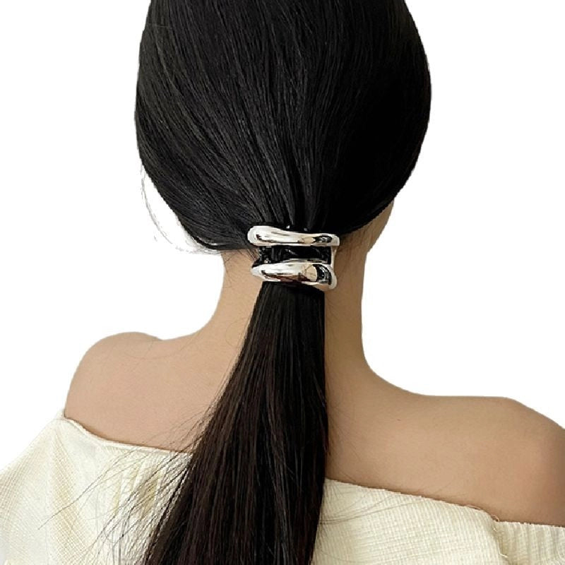 Accessorio per capelli in metallo a doppio strato, in stile francese, delicato e raffinato.