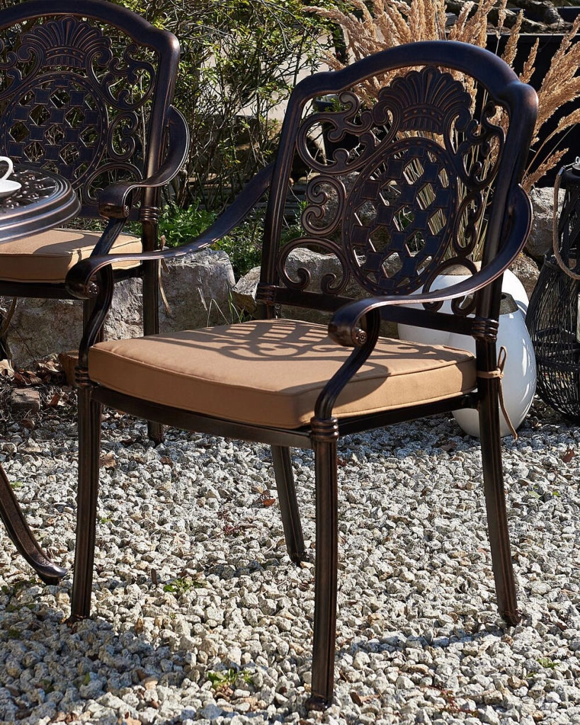Set di 4 sedie da pranzo da giardino in alluminio marrone con cuscini di seduta per esterni in stile retrò