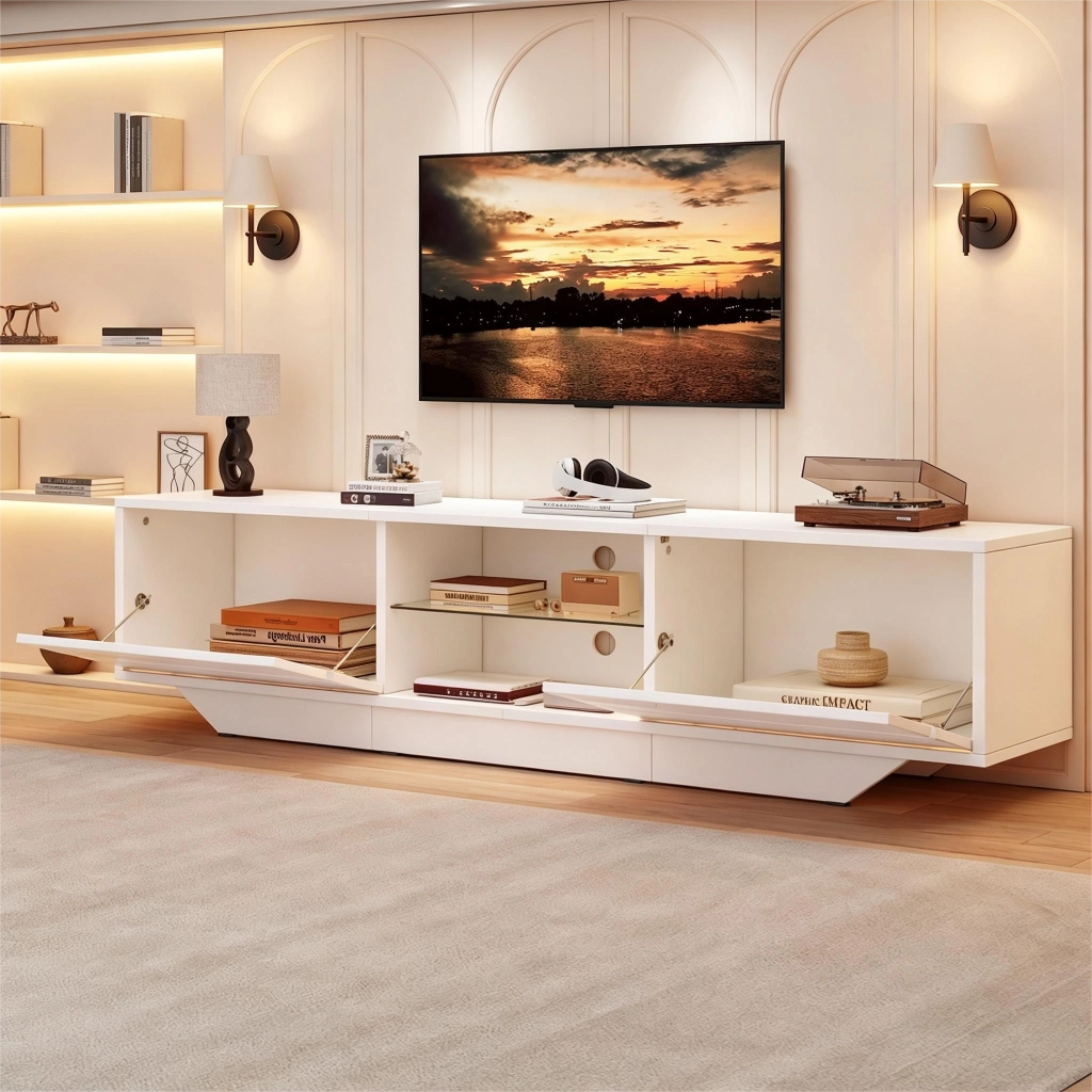 Mobile TV sospeso 160 cm in finitura lucida bianca con LED RGB e ampio spazio contenitivo