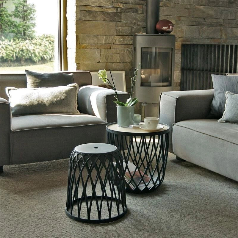 UNIQUBO SET CON 2 SEDUTE TRAFORATE E TAVOLO NATURALE 44,7 X 44,7 X H45 CM