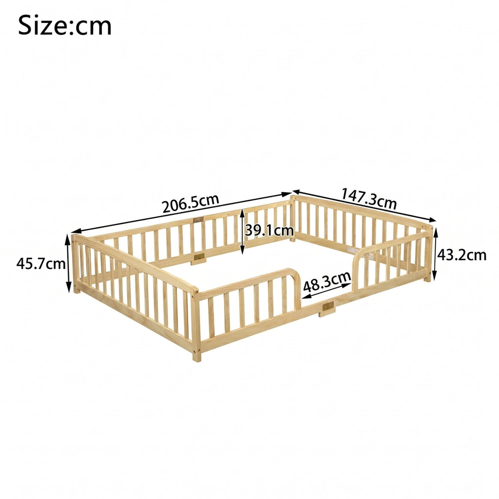 Letto per bambini 140 × 200 cm con barriera di sicurezza e ingresso centrale, senza materasso, in pino, naturale