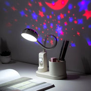 Lampada da studio per bambini, LED letto con proiettore e pen holder, lampada da lettura portatile caricabile per studenti, dormitori e studi (bianca).