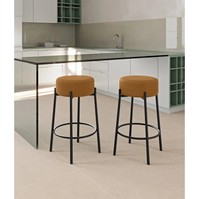 Sgabello rivestito in tessuto Gambe metallo verniciato Syd 41cm X 41cm H 67cm Stones