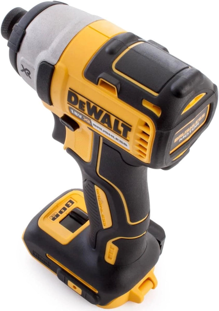 DCF887NT 18V XR Li-Ion Brushless Impact Driver Body con Tstak Carry Case