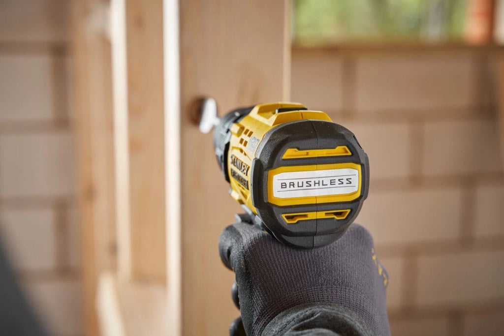 Stanley Fatmax SFMCD714D2A Avvitatore BRUSHLESS 18V +2 Batt. + Accessori