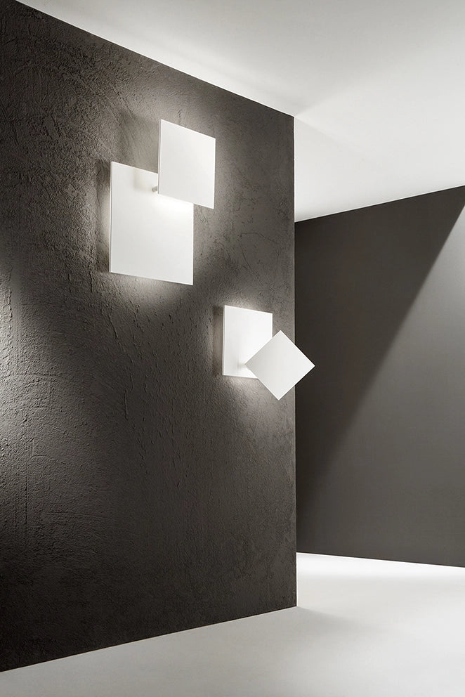 Applique a parete LED orientabile Bianco Opaco 48W, design moderno in metallo e alluminio con diffusore in acrilico satinato - Perenz