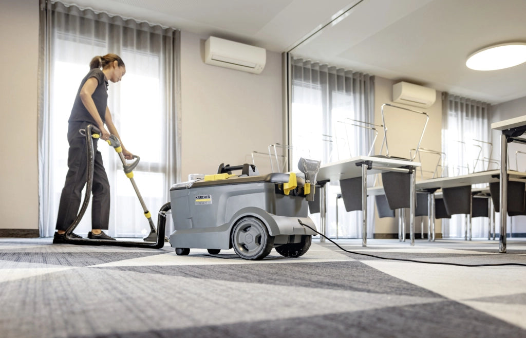 Karcher Lavatappeti e lavamoquette professionale PUZZI 10/1 Edition