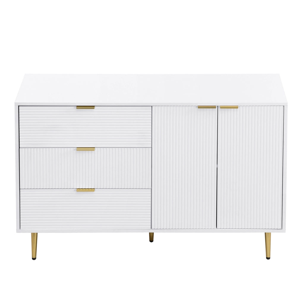 Sideboard bianco in MDF con gambe e maniglie dorate, 120x38x80,5 cm, con ante e 3 cassetti