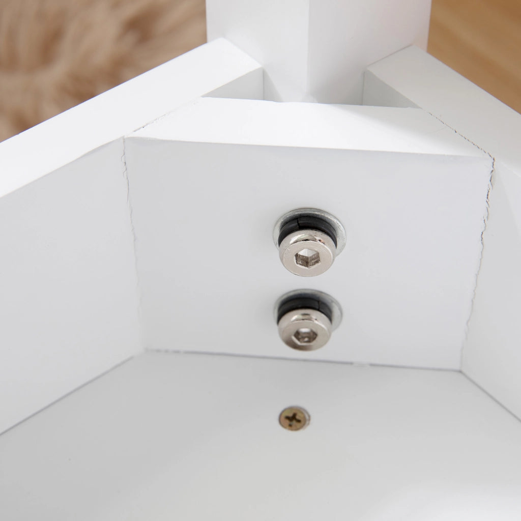 Sgabello da trucco imbottito con gambe in legno, in PU bianco